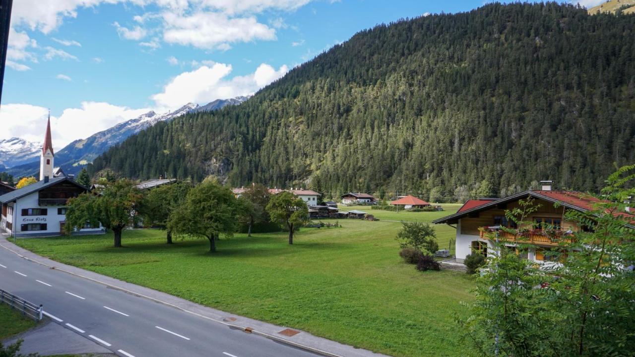 Hotel Haus Petra à Bach  Extérieur photo